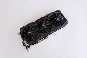 ASUS GTX_1080_Strix_3